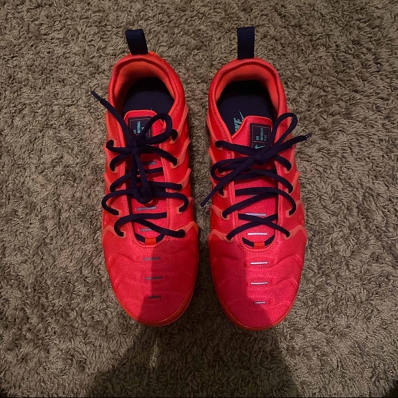 Womens Air VaporMax Plus - Picture 2 of 6